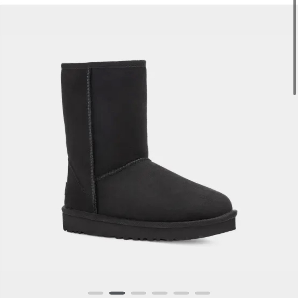 UGG classic short ll boot Brand new